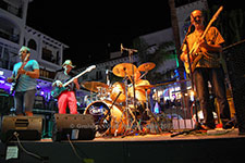 The Geckos Villamartin Plaza Orihuela Costa Blanca Spain live outdoor concert music entertainment 2017