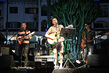 Brit Pop Glory Villamartin Plaza Orihuela Costa Blanca Spain live outdoor concert music entertainment 2020