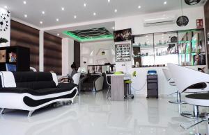 Klassik Hair & Beauty Villamartin Plaza